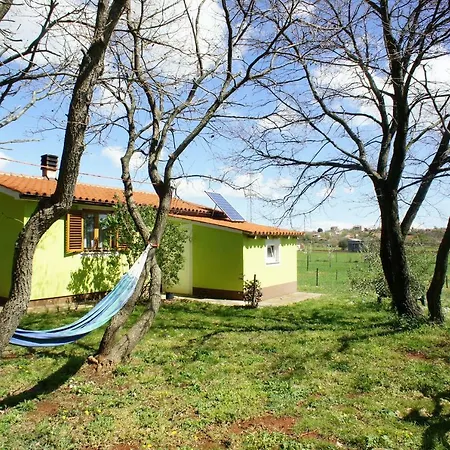 Holiday Emina Holiday home Pula
